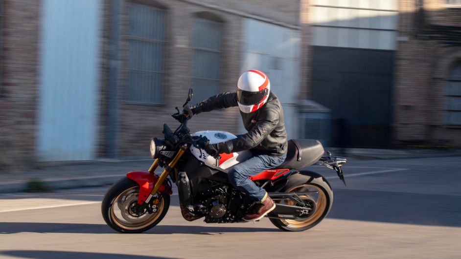 Moto YAMAHA XSR 900 neuve