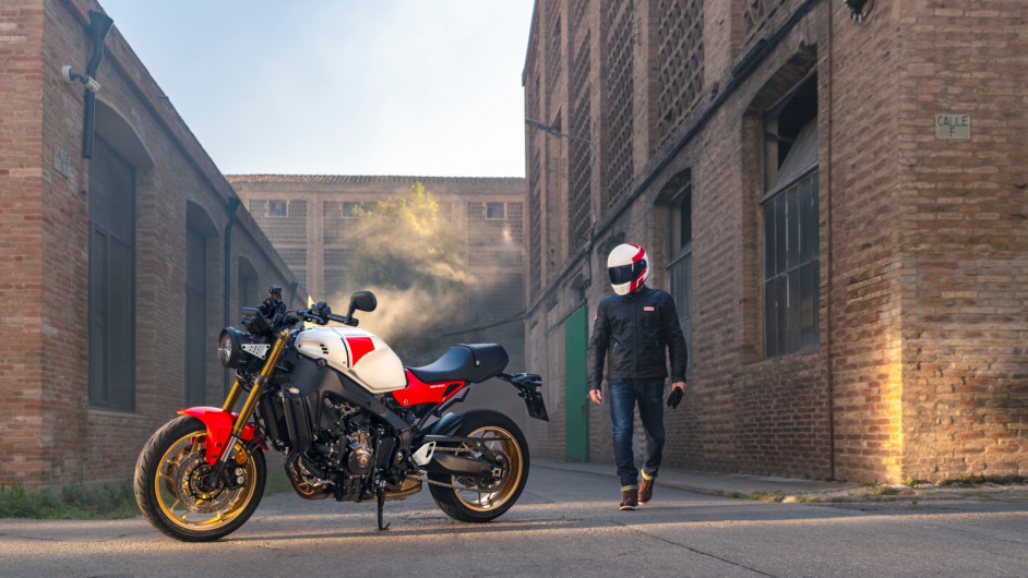 Moto YAMAHA XSR 900 neuve