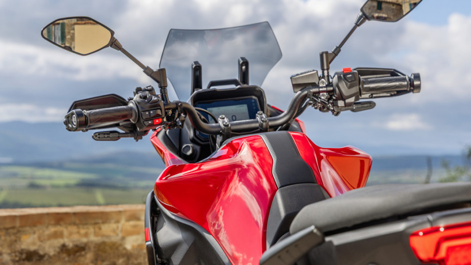 Moto YAMAHA TRACER 7 neuve