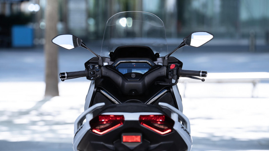 Scooter YAMAHA XMAX 125 TECH MAX neuf