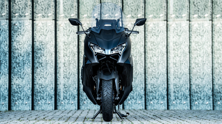 Scooter YAMAHA TMAX 560 neuf