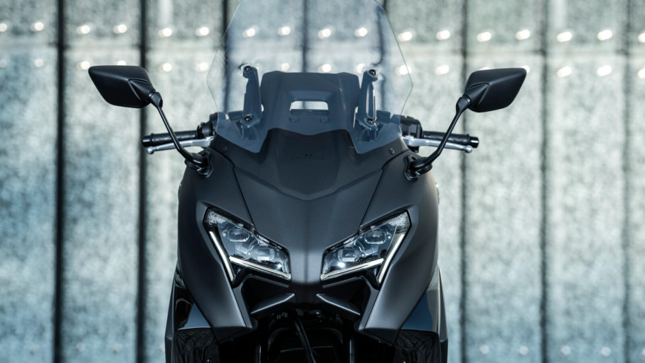 Scooter YAMAHA TMAX 560 neuf