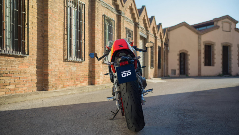 Moto YAMAHA XSR 900 GP neuve