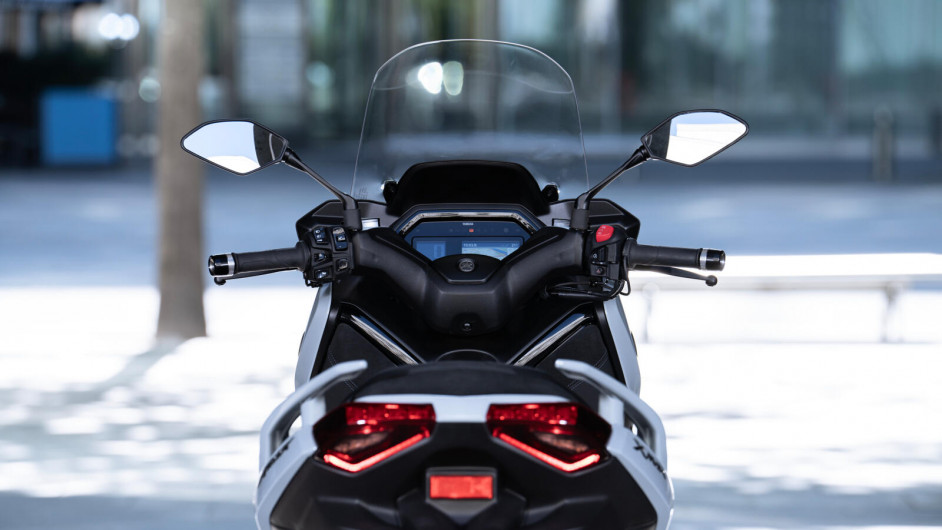 Scooter YAMAHA XMAX 125 TECH MAX+ neuf