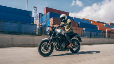 YAMAHA XSR 700