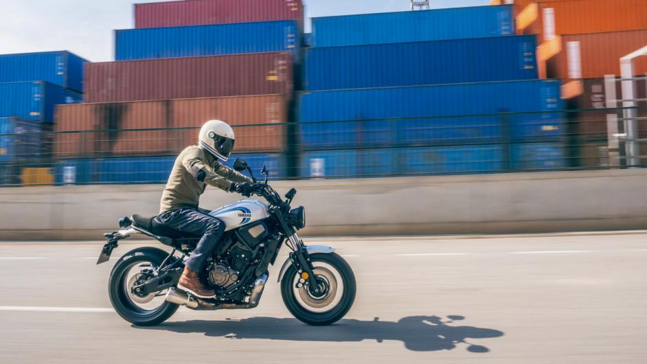 Moto YAMAHA XSR 700 neuve