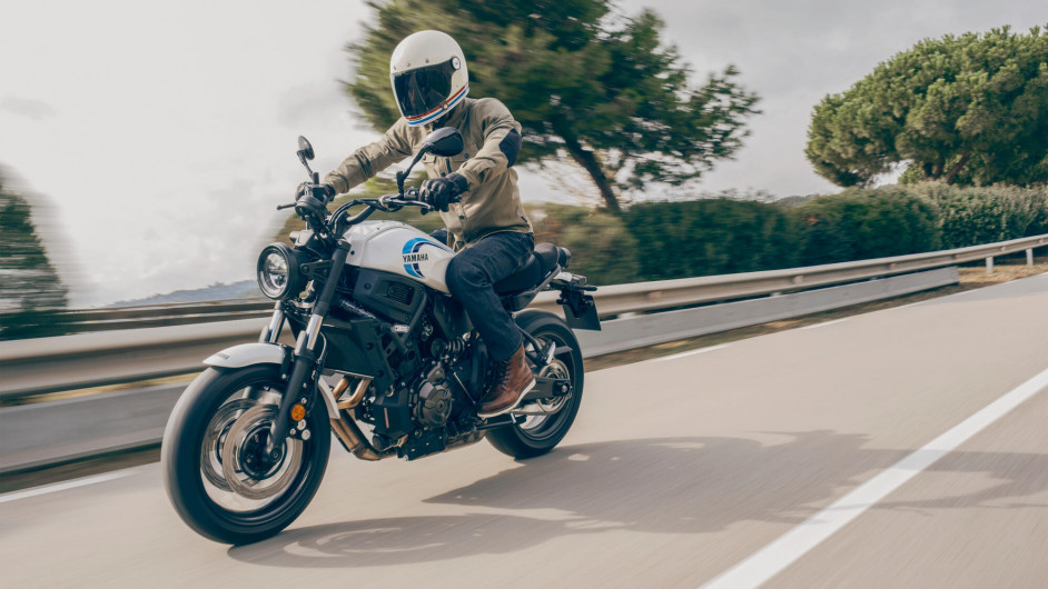 Moto YAMAHA XSR 700 neuve