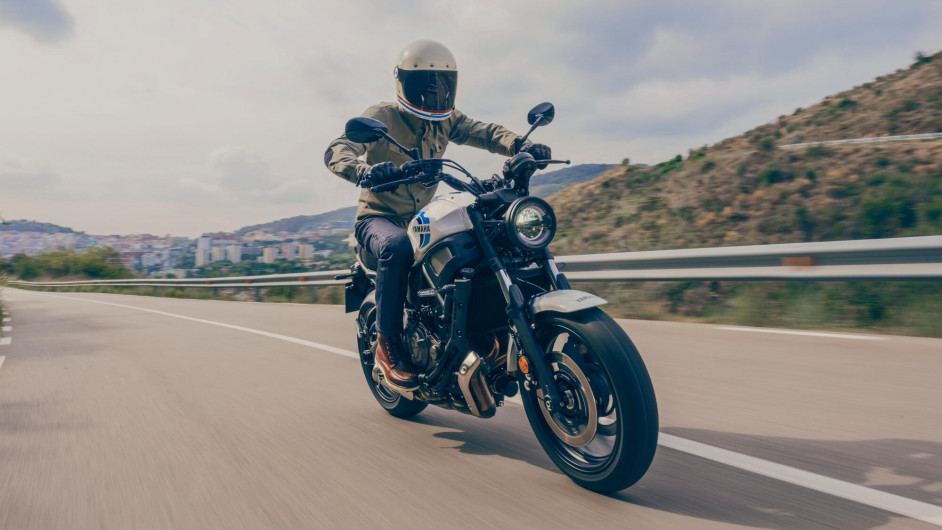 Moto YAMAHA XSR 700 neuve