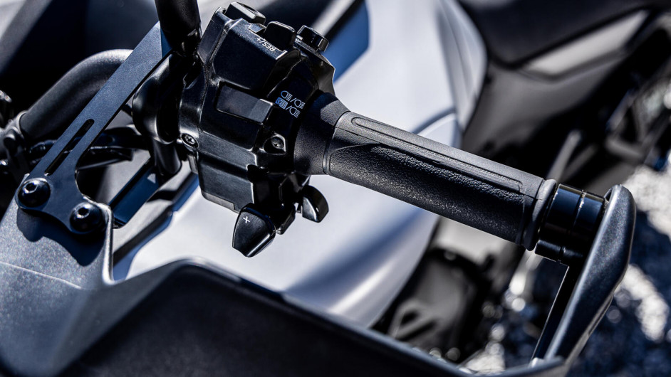 Moto YAMAHA TRACER 9 GT Y-AMT neuve