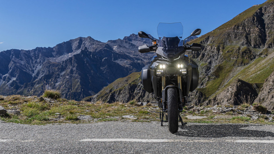 Moto YAMAHA TRACER 9 GT Y-AMT neuve