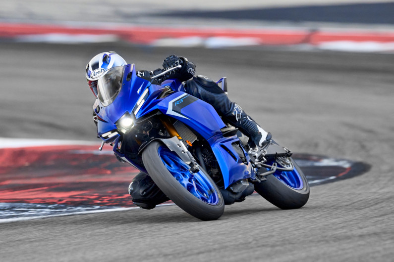 Moto YAMAHA R3 neuve