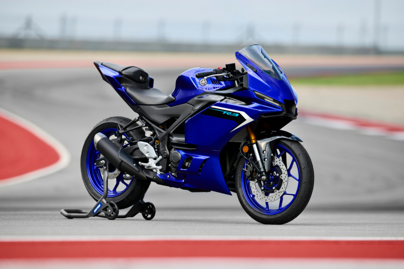 Moto YAMAHA R3 neuve