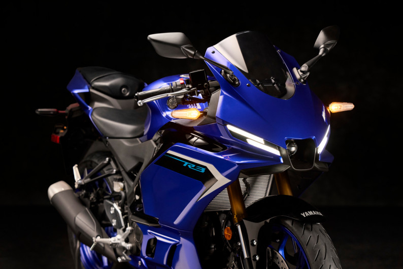 Moto YAMAHA R3 neuve