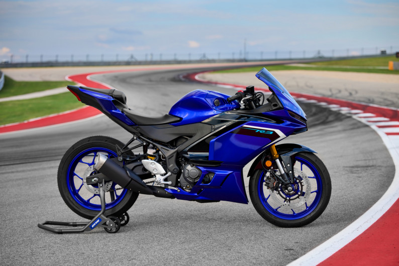 Moto YAMAHA R3 neuve
