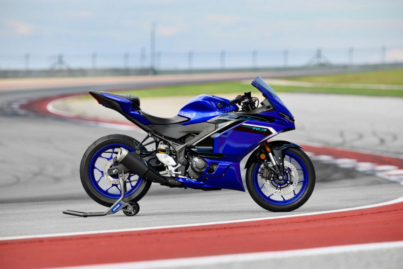 Moto YAMAHA R3 neuve