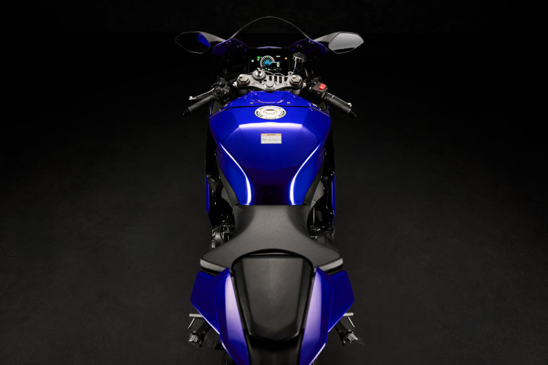 Moto YAMAHA R9 neuve