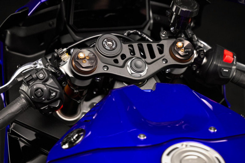 Moto YAMAHA R9 neuve