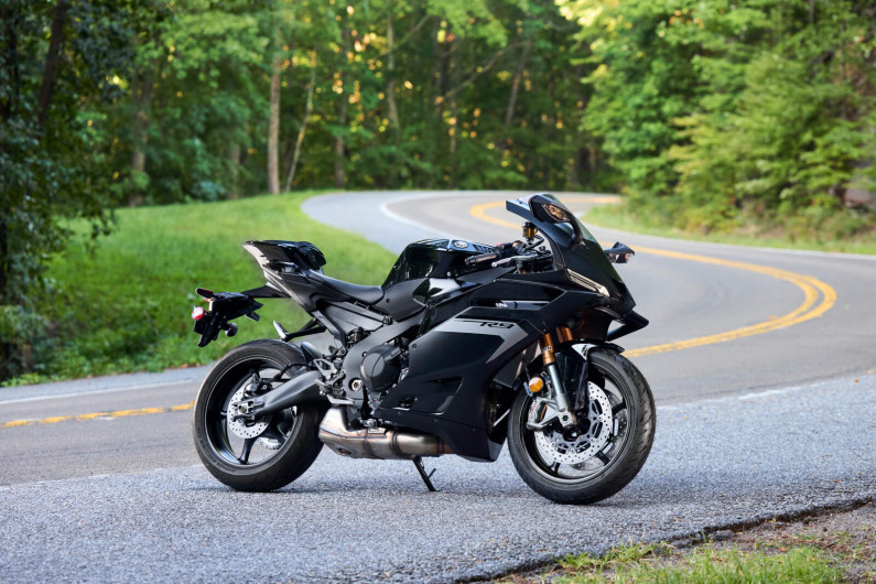Moto YAMAHA R9 neuve