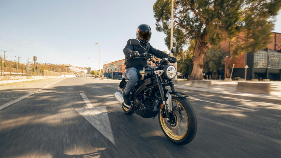 Moto YAMAHA XSR 125 Legacy neuve
