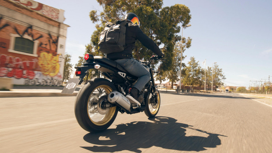 Moto YAMAHA XSR 125 Legacy neuve