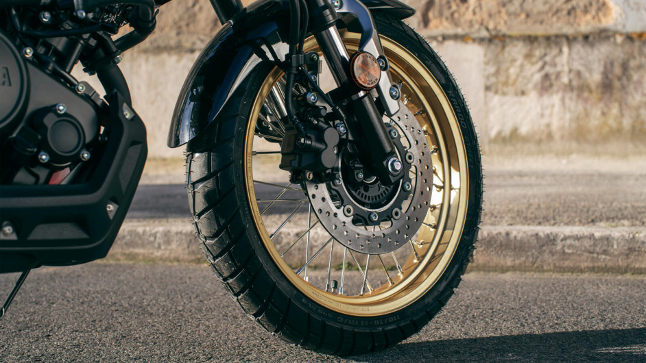 Moto YAMAHA XSR 125 Legacy neuve