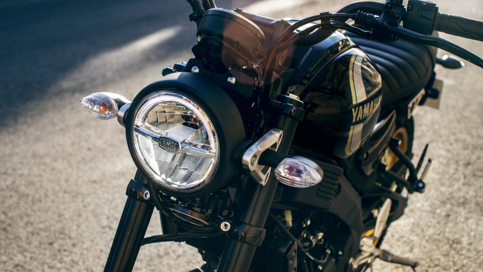 Moto YAMAHA XSR 125 Legacy neuve