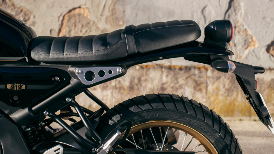 Moto YAMAHA XSR 125 Legacy neuve