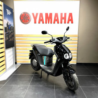 YAMAHA NEO