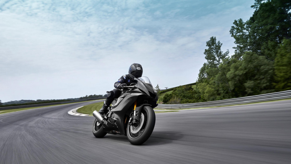 Moto YAMAHA YZF-R6 RACE neuve