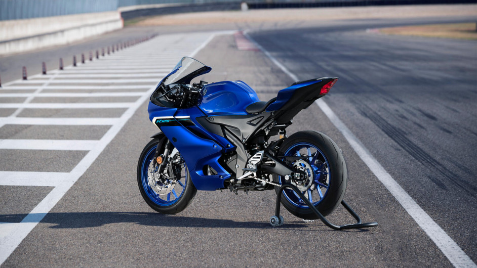 Moto YAMAHA R125 neuve