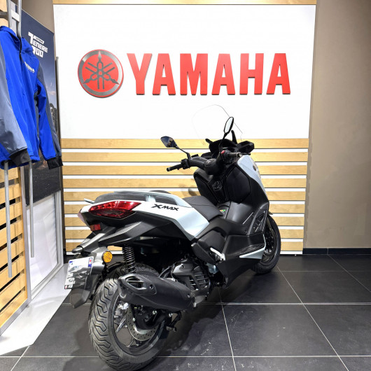 Scooter YAMAHA XMAX 125 TECH MAX occasion