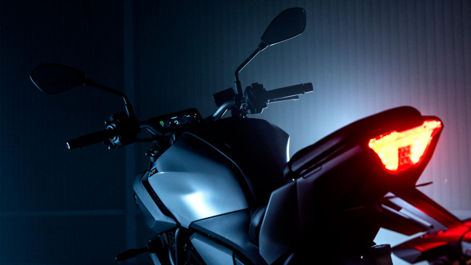 Moto YAMAHA MT-07 Y-AMT neuve
