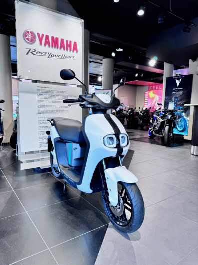 Scooter Yamaha NEOS CORE de courtoisie* occasion