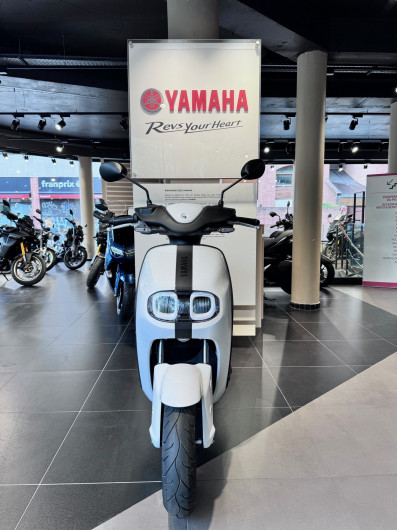 Scooter Yamaha NEOS CORE de courtoisie* occasion