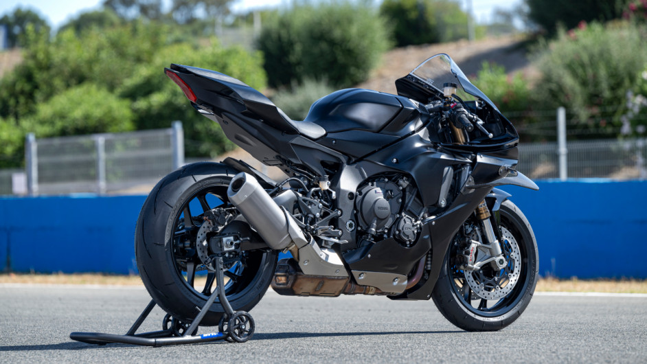 Moto YAMAHA R1 Race neuve