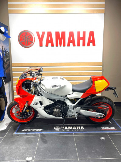 Moto YAMAHA XSR 900 GP occasion