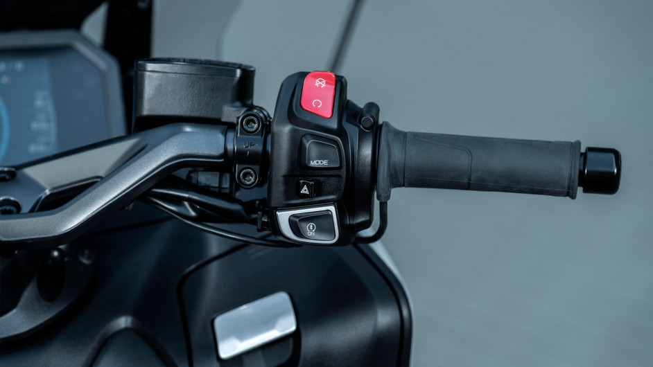 Scooter YAMAHA TMAX 560 TECH MAX neuf
