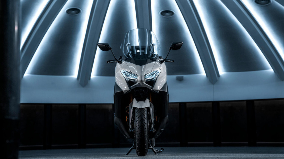 Scooter YAMAHA TMAX 560 TECH MAX neuf