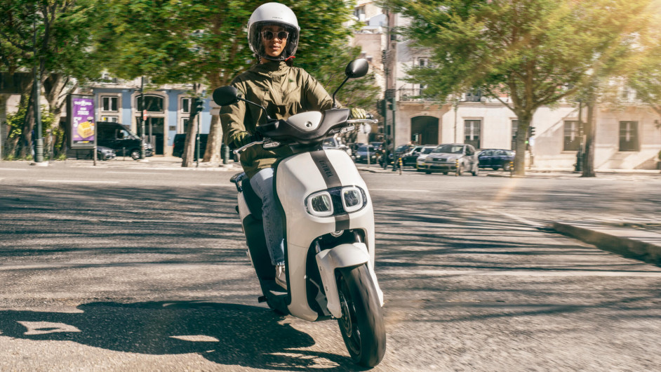 Scooter YAMAHA NEO