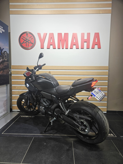 Moto YAMAHA MT-07 Y-AMT 35kw occasion