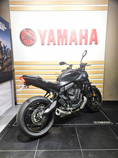 Moto YAMAHA MT-07 Y-AMT 35kw occasion