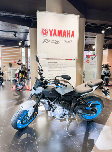Moto Yamaha MT-07 Y-AMT* A2 de courtoisie** occasion