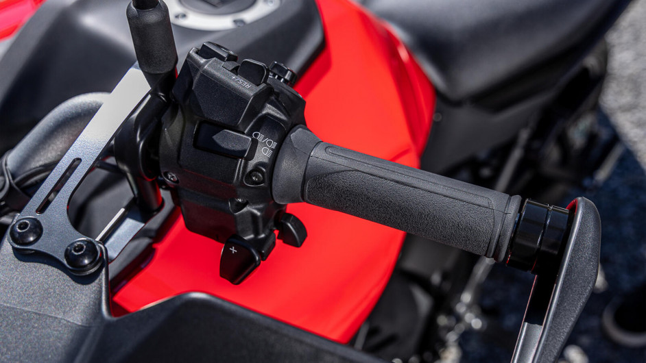 Moto YAMAHA TRACER 9 neuve