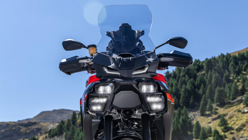 Moto YAMAHA TRACER 9 neuve