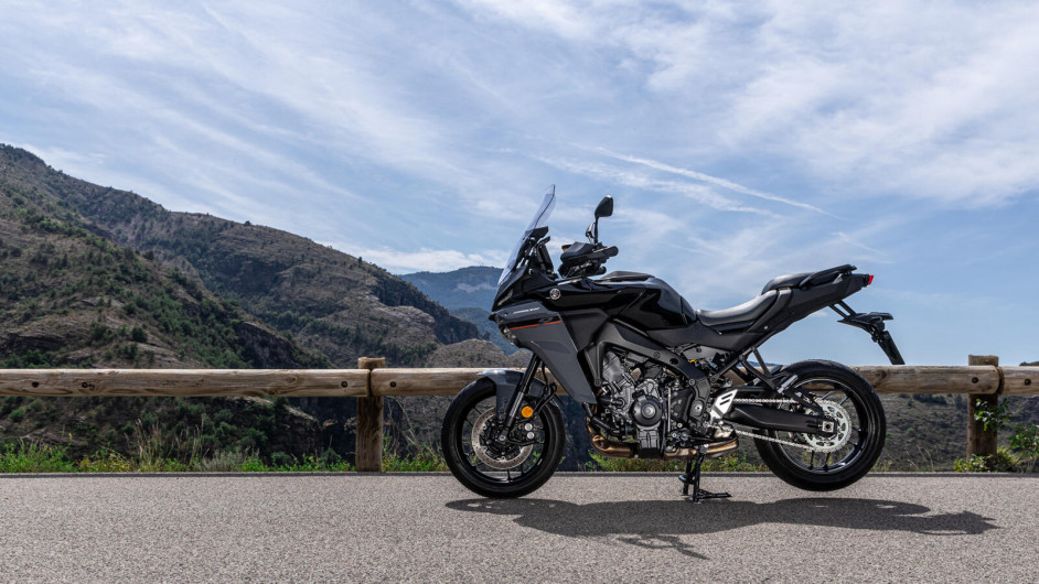 Moto YAMAHA TRACER 9 neuve