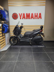 - YAMAHA XMAX 300 IRON MAX