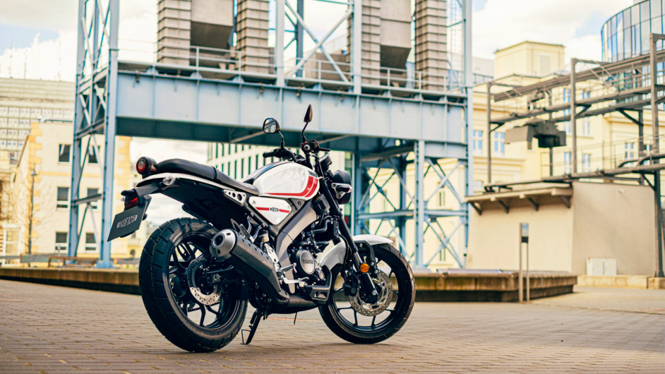 Moto YAMAHA XSR 125 neuve